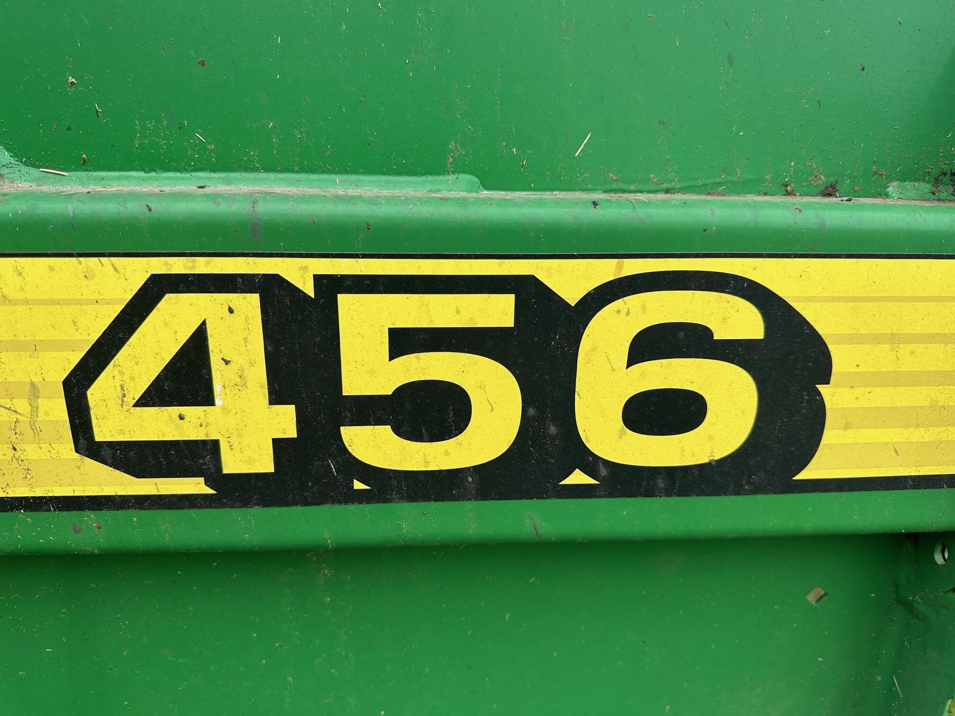 2000 John Deere 456 Image