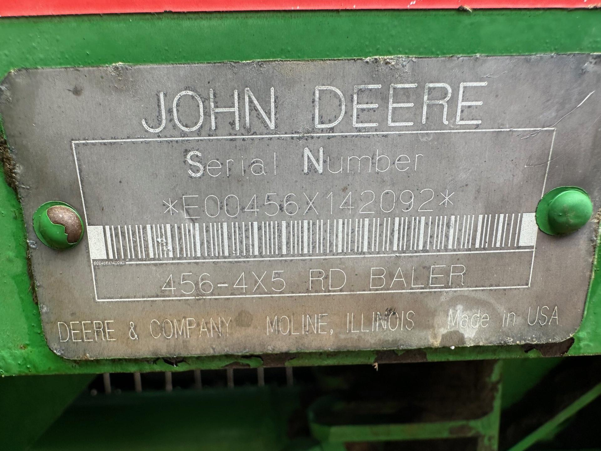 2000 John Deere 456 Image