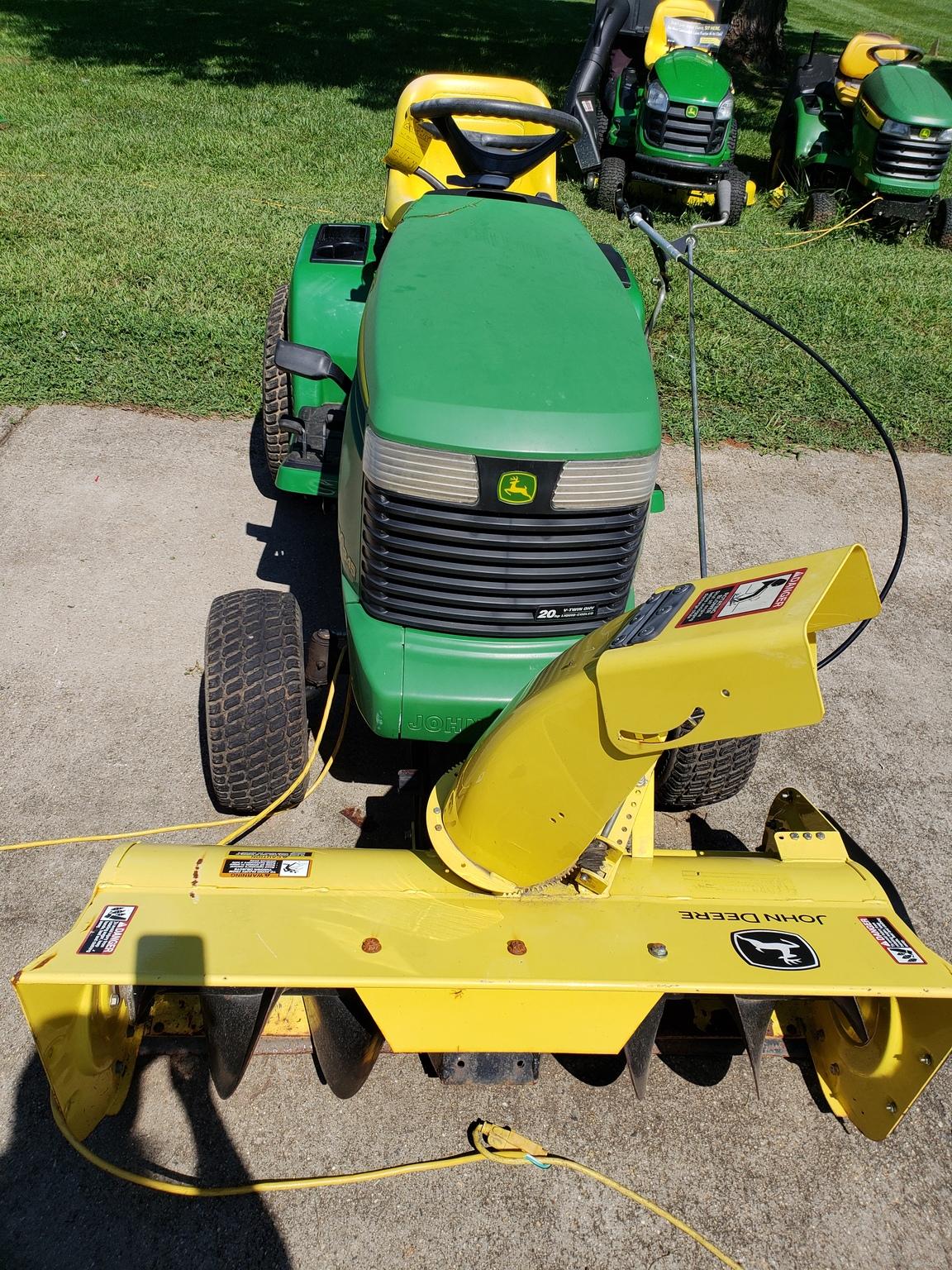 2004 John Deere 345 Image