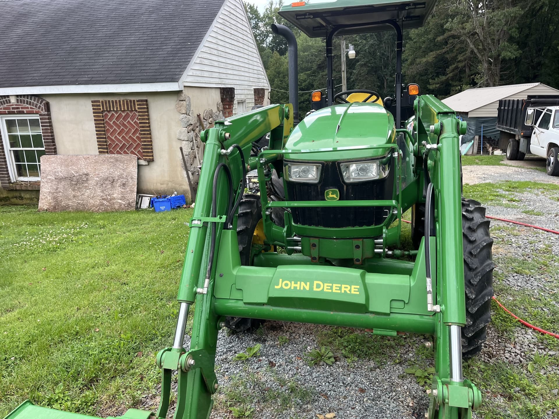 2019 John Deere 5075E Image