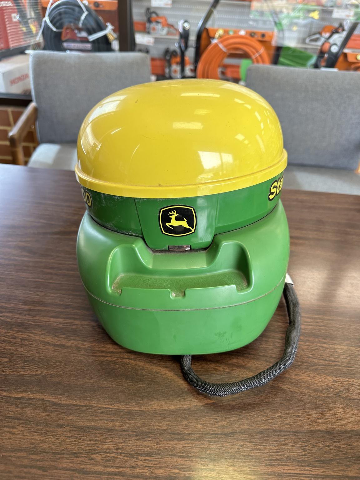 2011 John Deere SF3000 Image