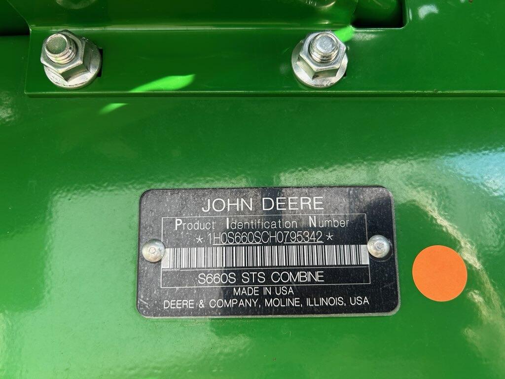 2017 John Deere S660 Image