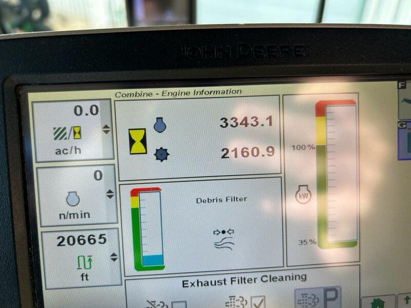 2017 John Deere S660 Image