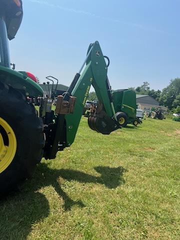 2010 John Deere 5093E Image