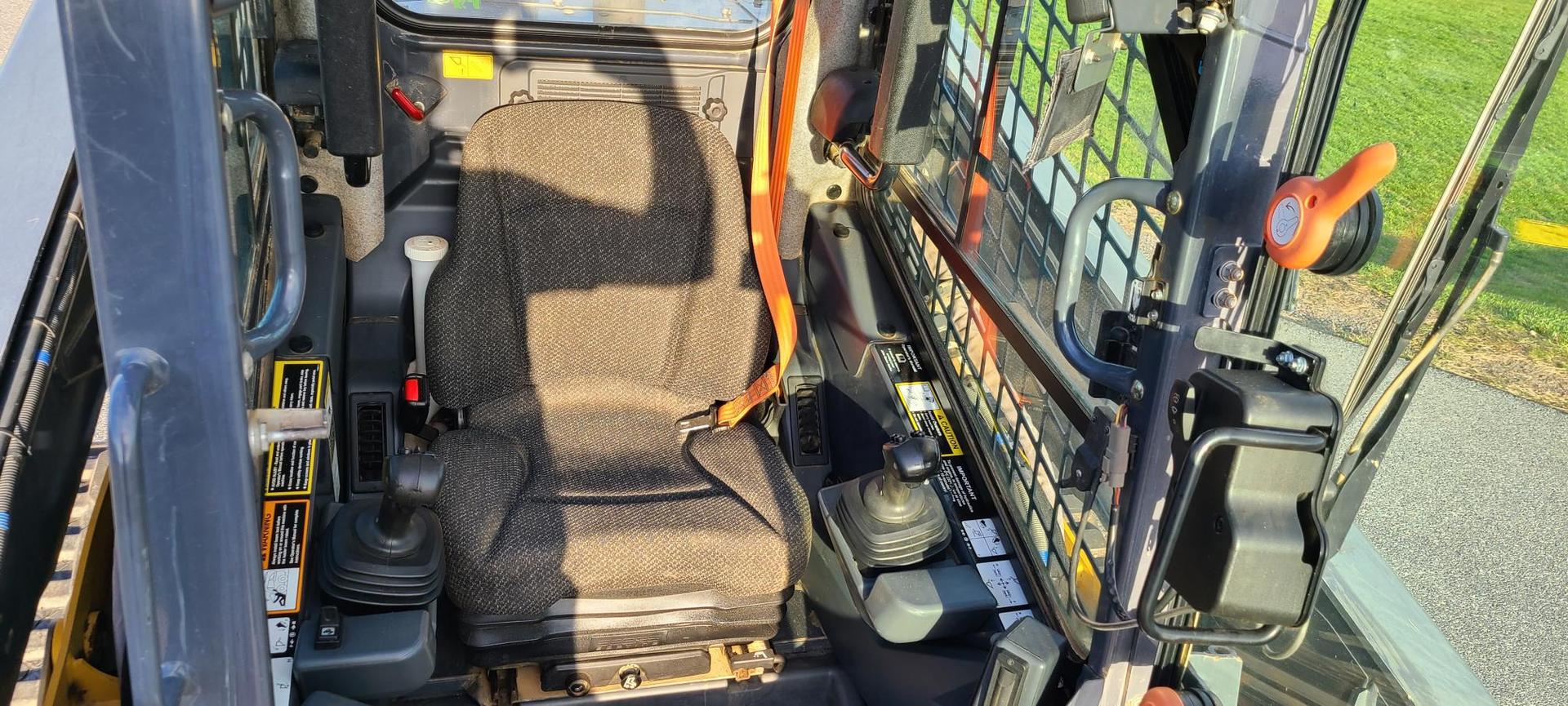 2019 John Deere 333G Image