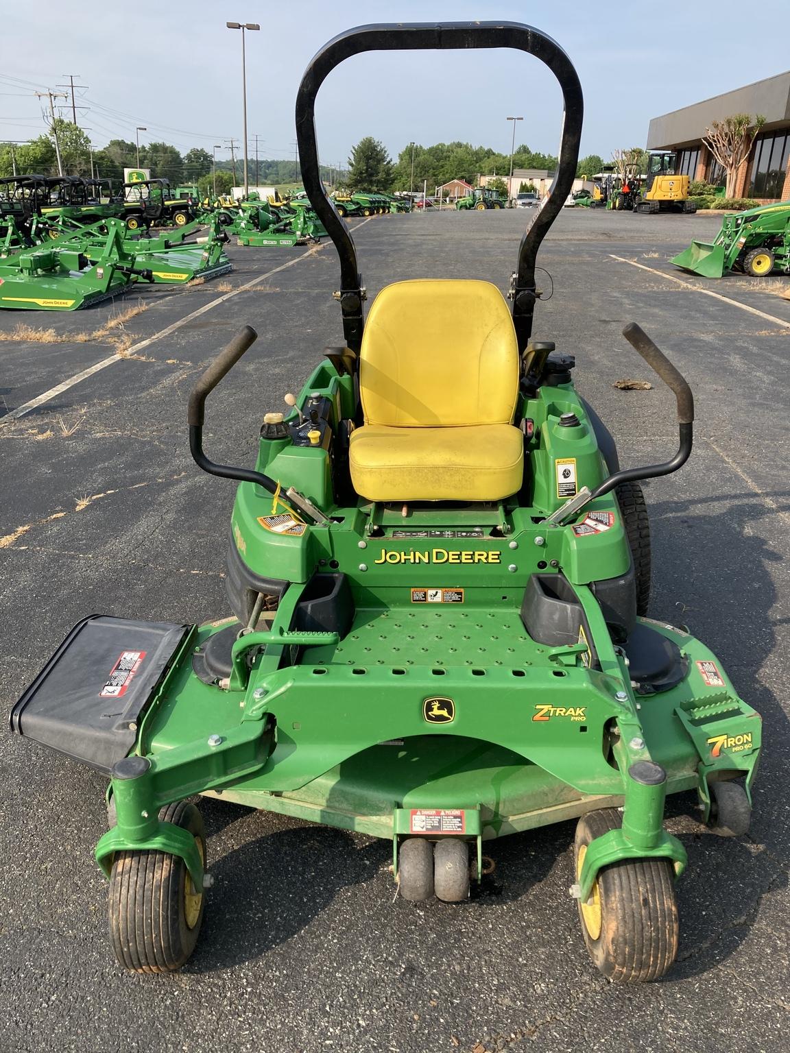 2012 John Deere Z925A Image