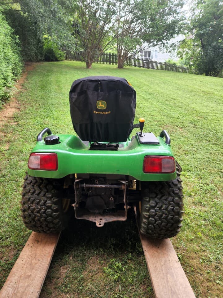 2002 John Deere X585 Image