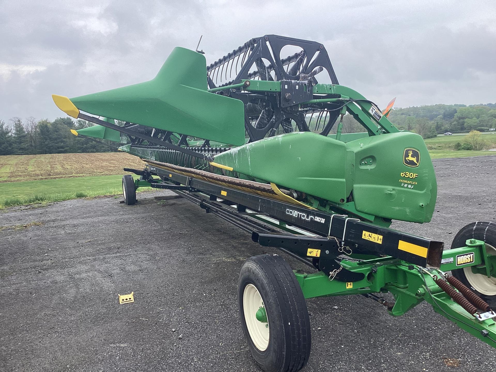 2004 John Deere 630F Image
