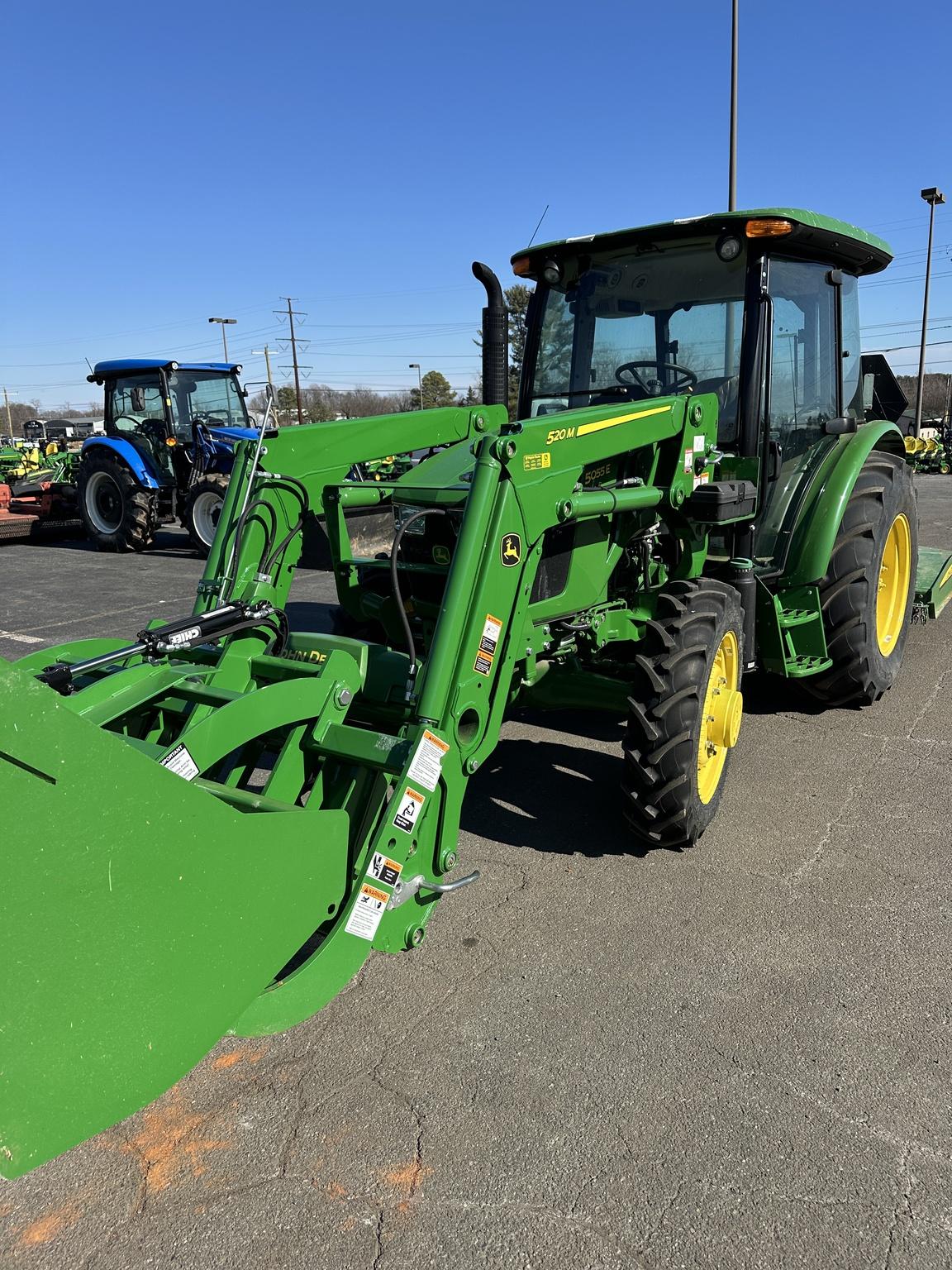 2022 John Deere 5055E Image