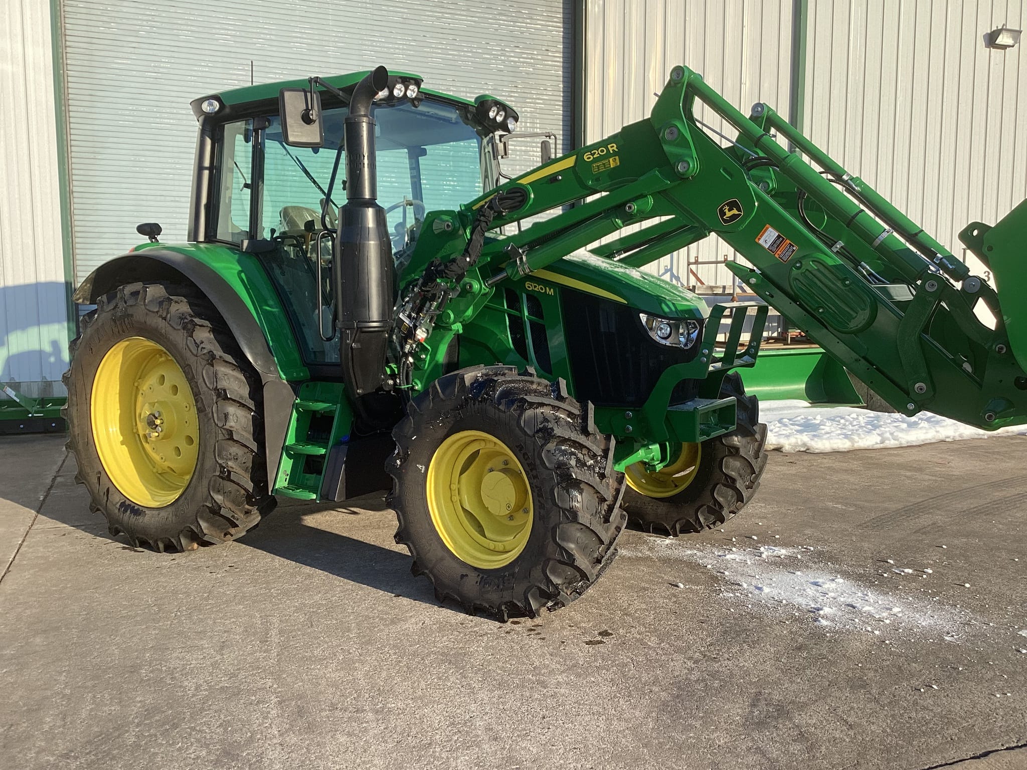 2024 John Deere 6120M Image