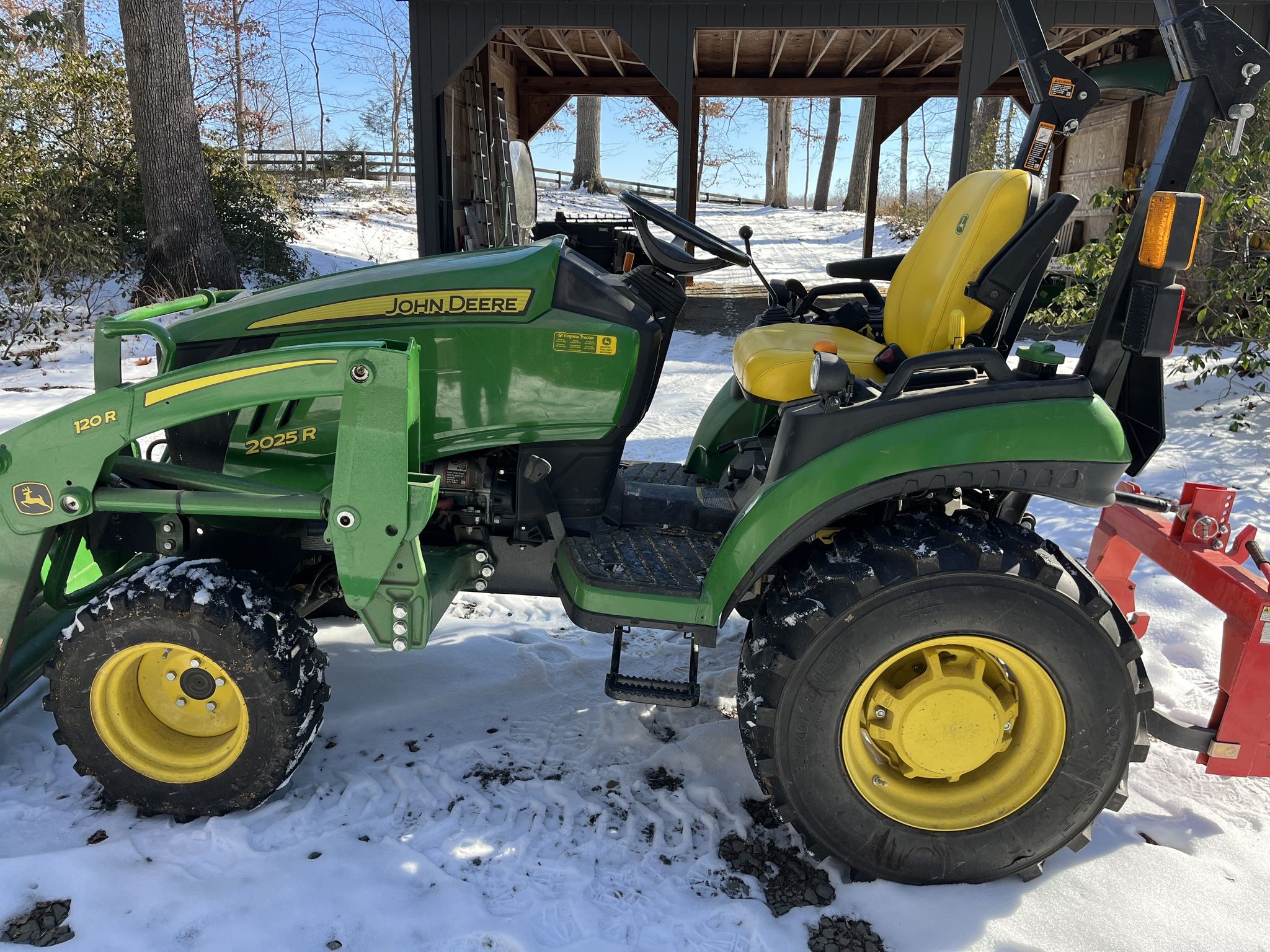 2021 John Deere 2025R Virginia Tractor