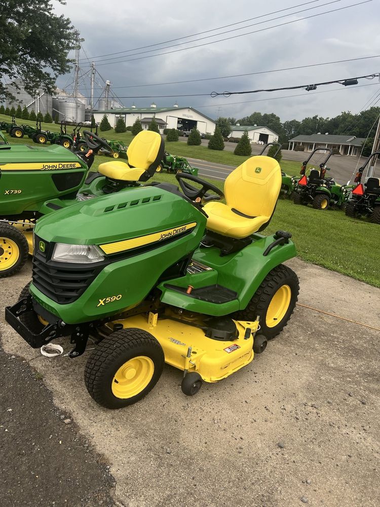 2021 John Deere X590 Image
