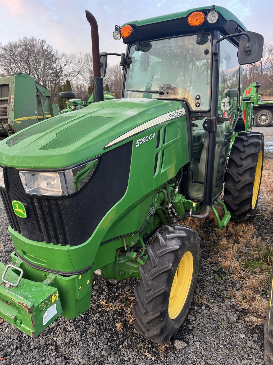 2018 John Deere 5090GV Image