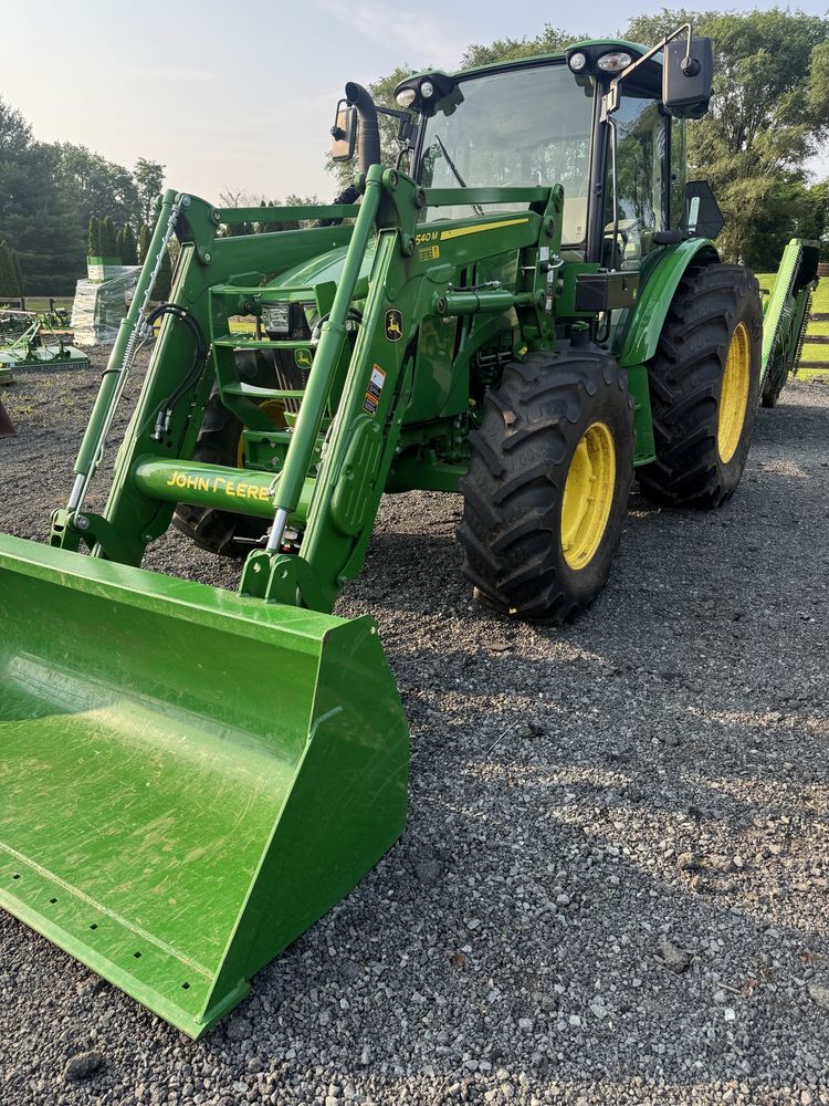 2023 John Deere 5115M Image