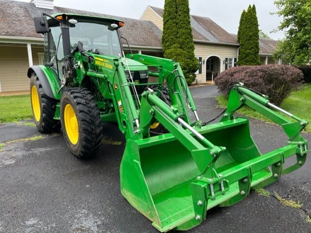 2024 John Deere 5075E Image