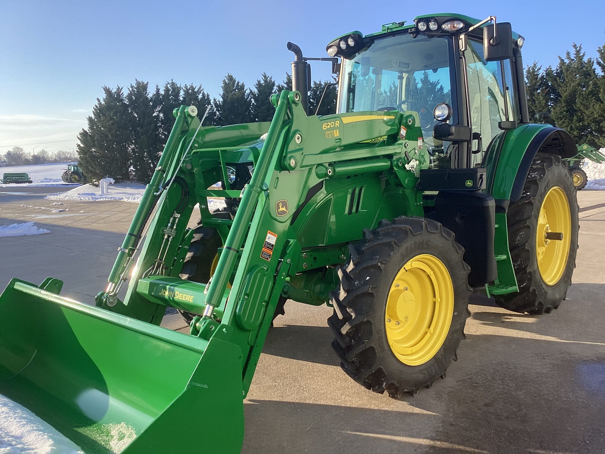 John Deere 6130M Image