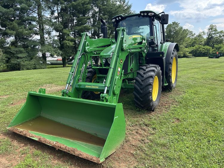2023 John Deere 6120M Image