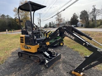 2023 John Deere 17 P Image