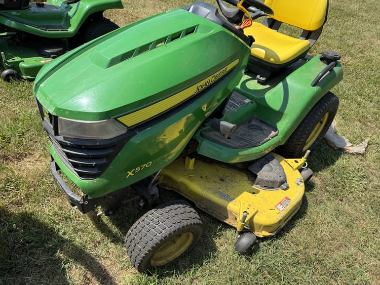 2020 John Deere X570 Image