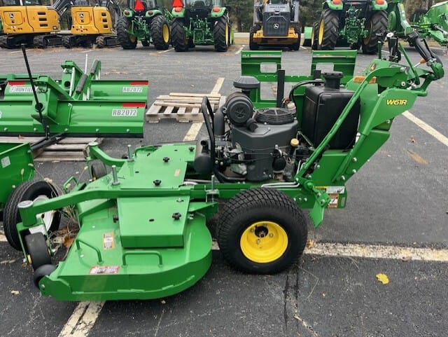 2022 John Deere W61R Image