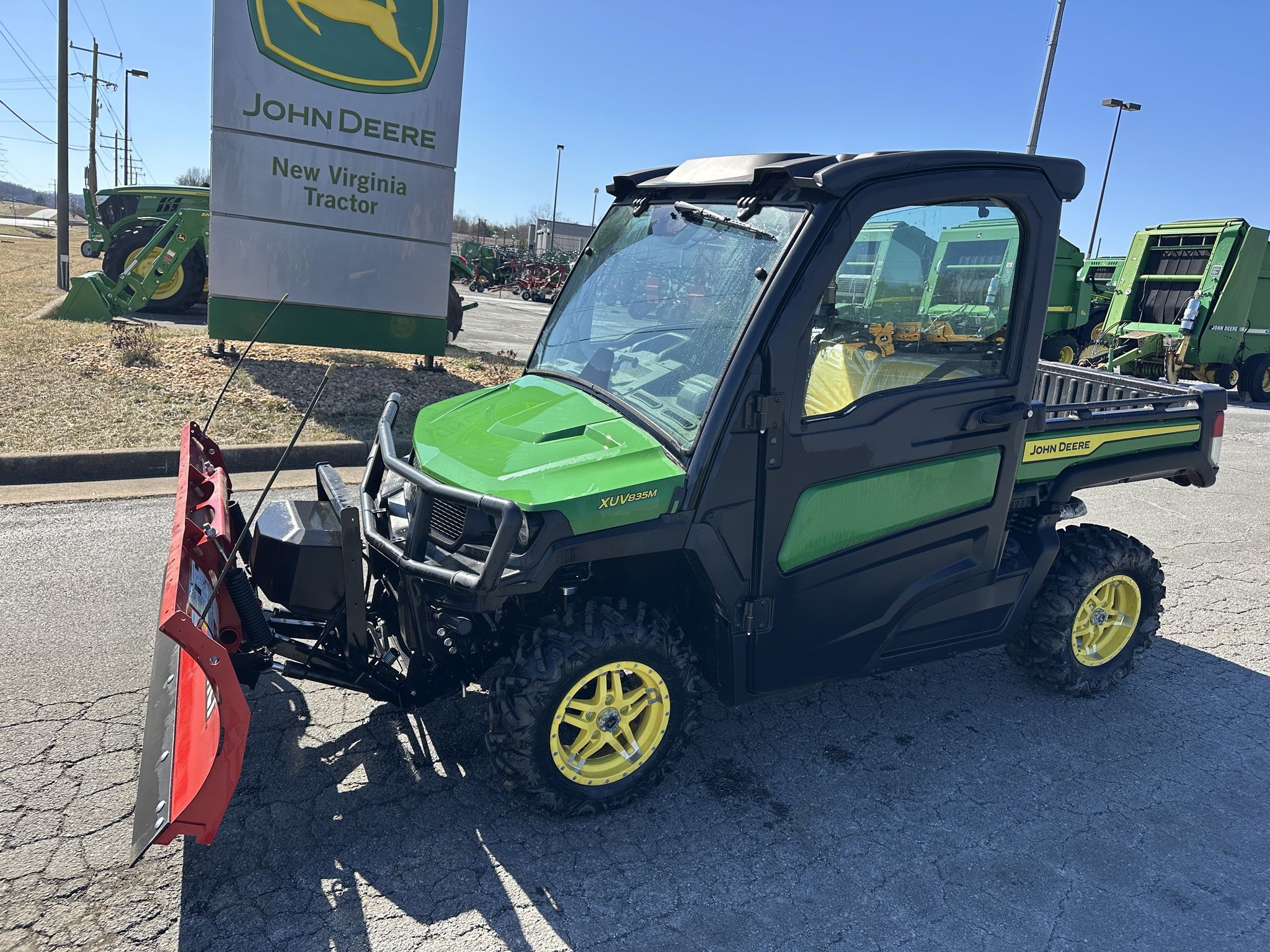 2021 John Deere XUV835M Image