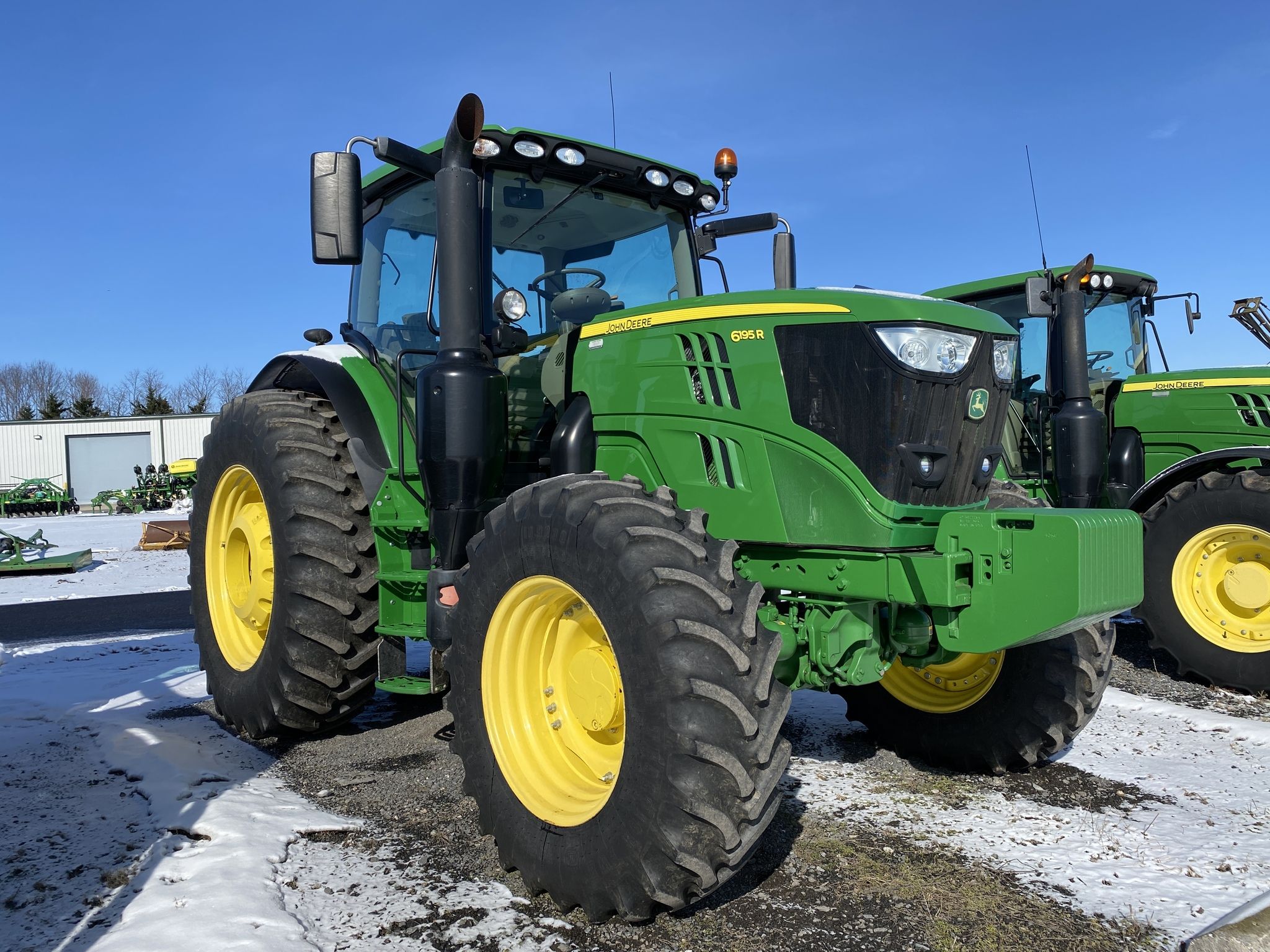 2015 John Deere 6195R Image