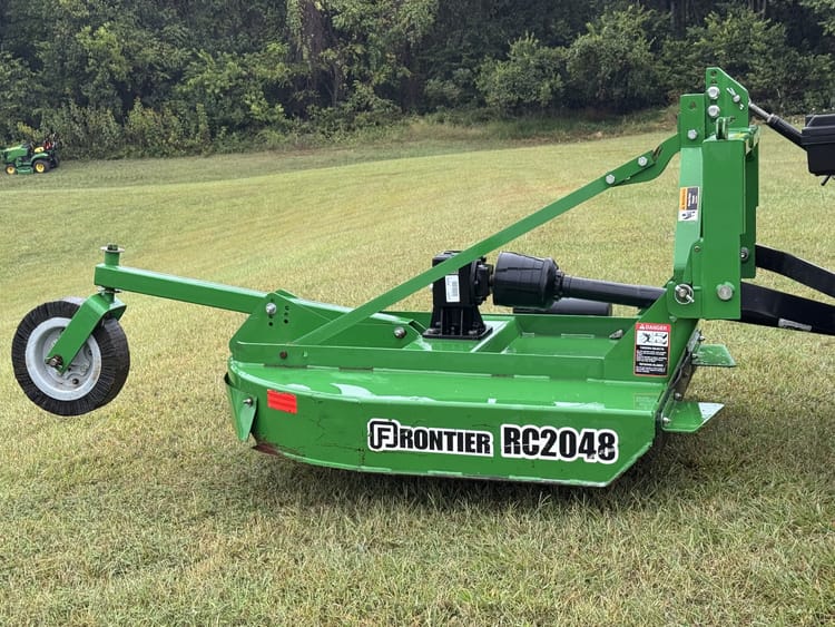 2017 John Deere 1025R Image